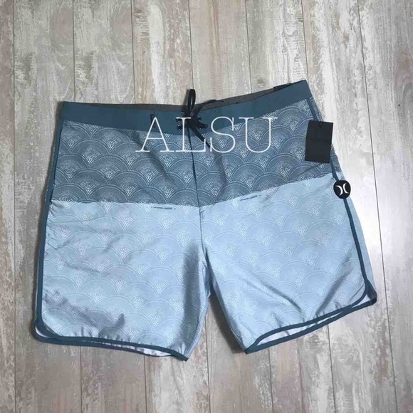 Hurley Other - Men’s Short Hurley Beachside Pescard Length 18”